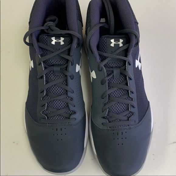 Brand New under armour sneakers  sz 10.5 - Picture 4 of 5